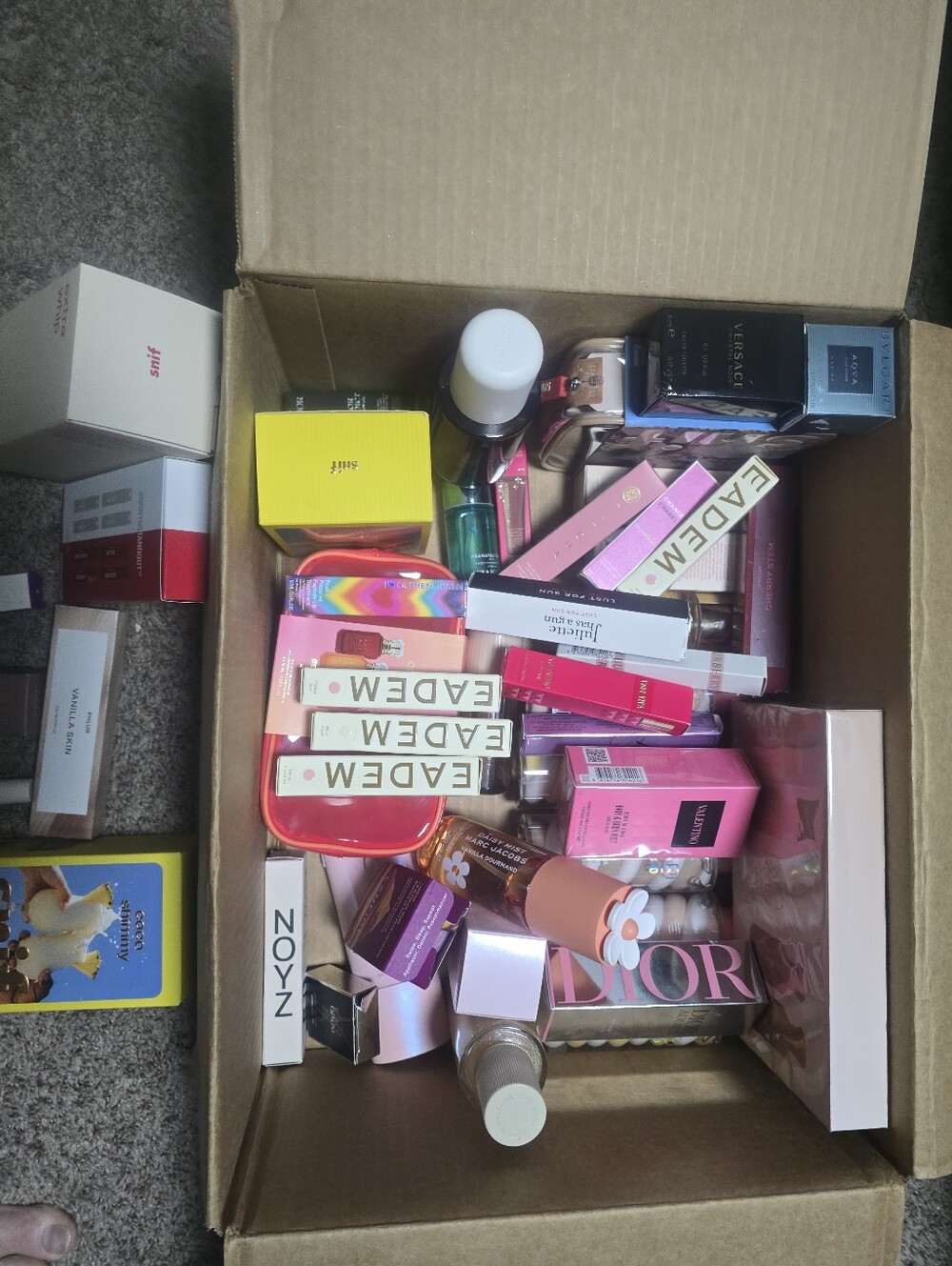 ASSORDED HIGH END MAKE UP BNIB ALL BRANDS GREAT FOR RESELLERS ! PLEASE READ⬇️